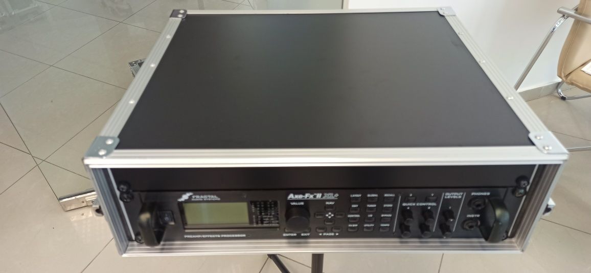 Fractal FX II XL +
