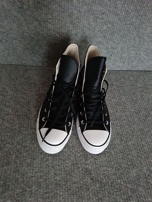 Skórzane trampki z wysoką cholewką