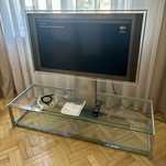 Sony Bravia KDL 40X3500 ze stolikiem