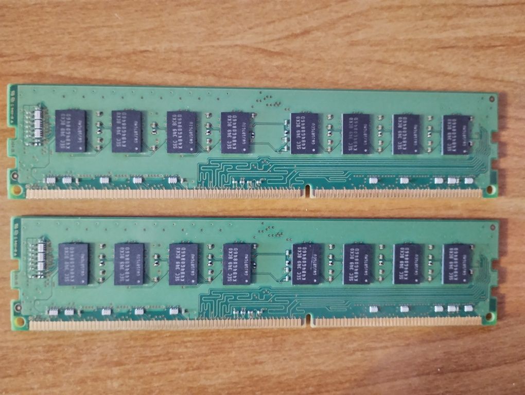 Оперативна пам'ять Sumsung DDR3 -1600 Мгц на 16 ГБ (набір 8+8 ГБ )