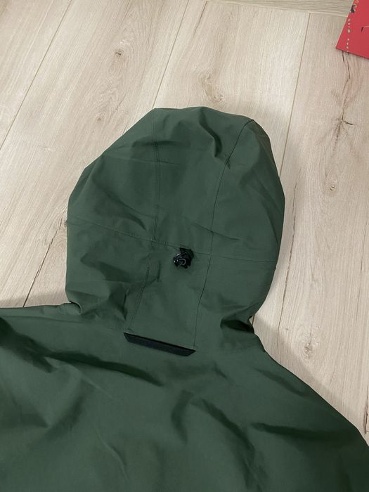 Куртка Haglofs жіноча трекінг вітровка нова оригінал waterproof Tjarn