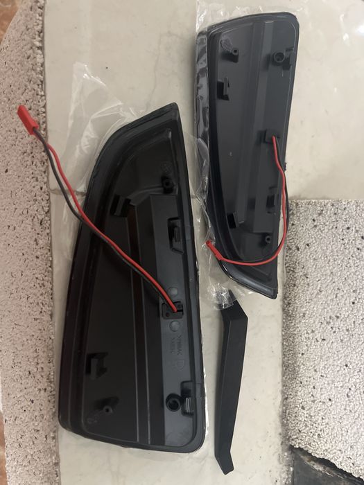 динамічний поворотник Mercedes Benz C-Class W204 освітлення мото