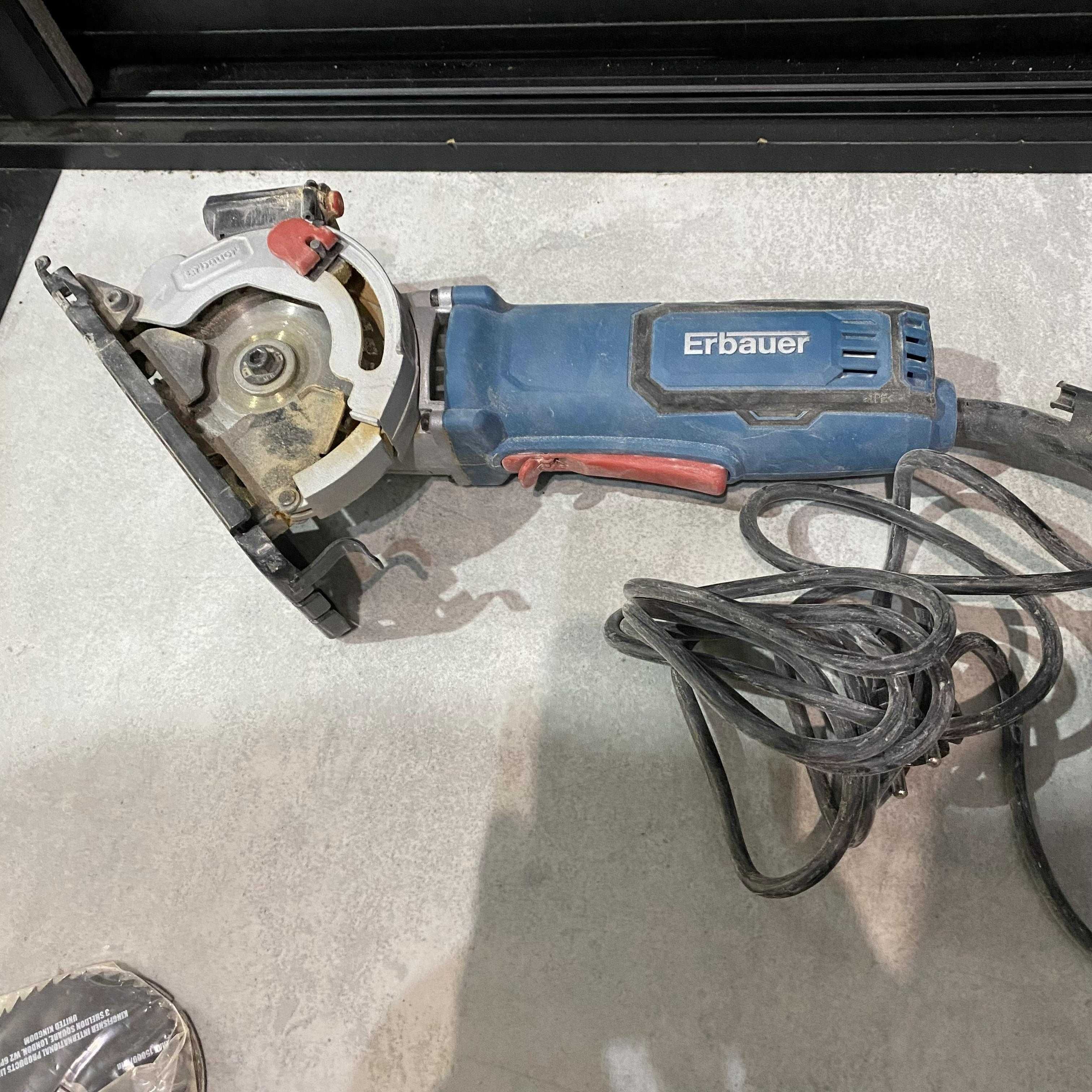 Pilarka Erbauer EMCS650 + Skrzynka