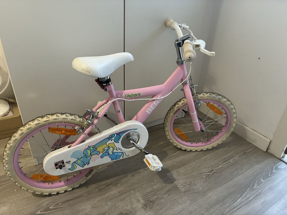 Bicicleta infantil menina