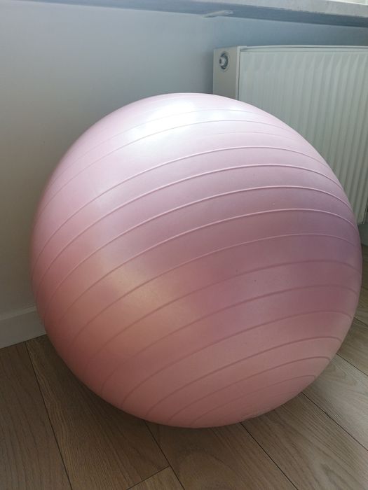 Piłka gimnastyczna 65 cm