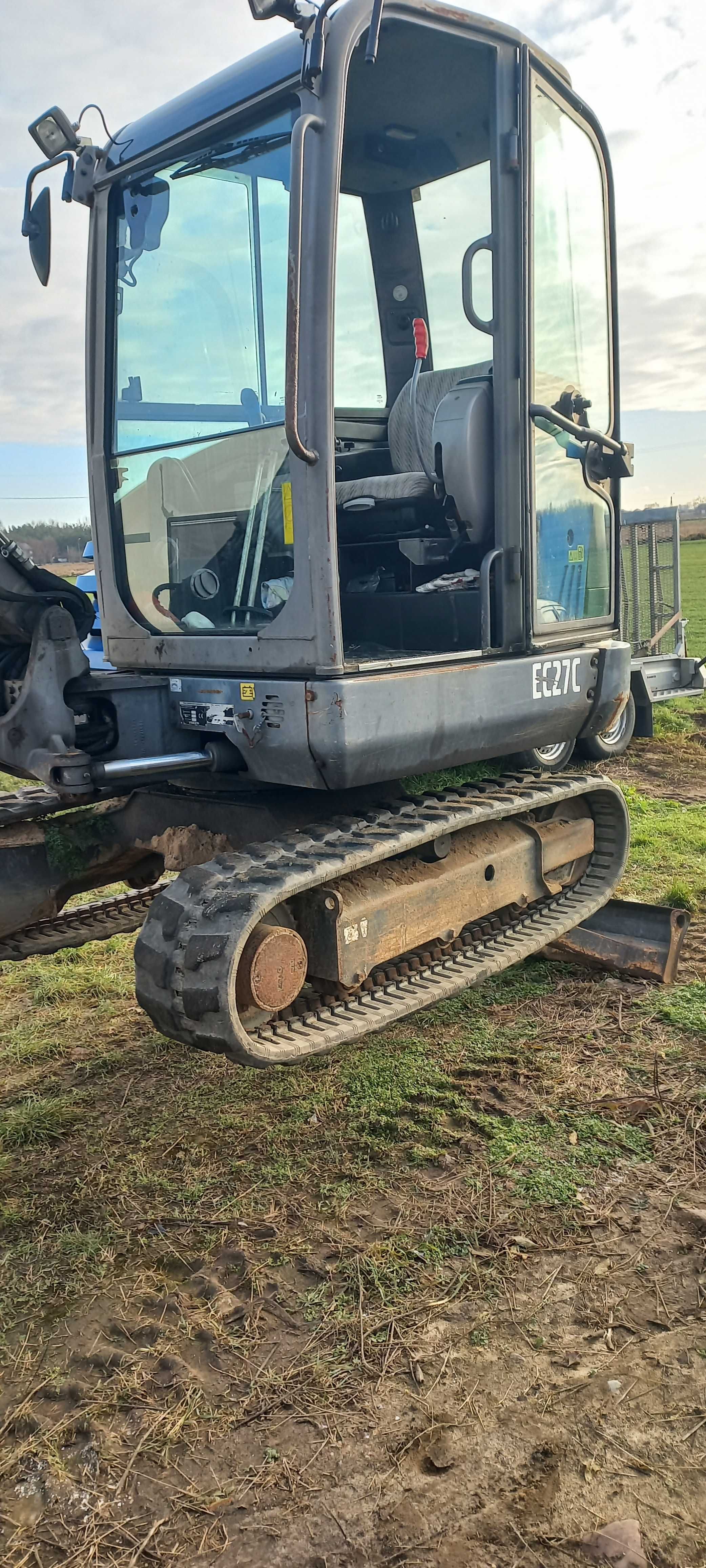 Minikoparka Volvo
