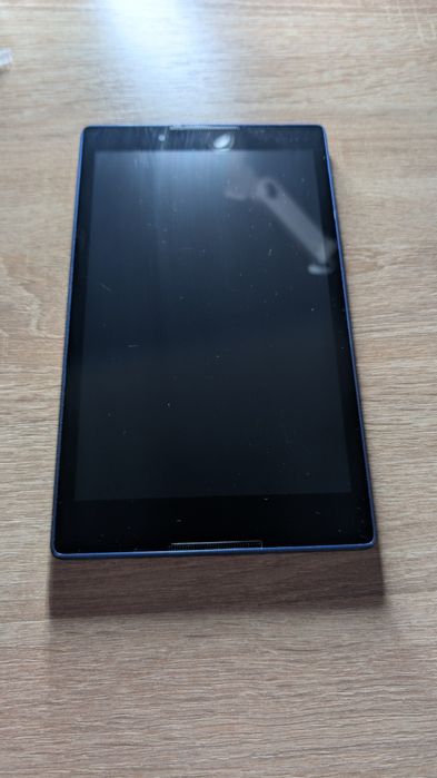 Планшет Lenovo TAB 3-850F 16GB