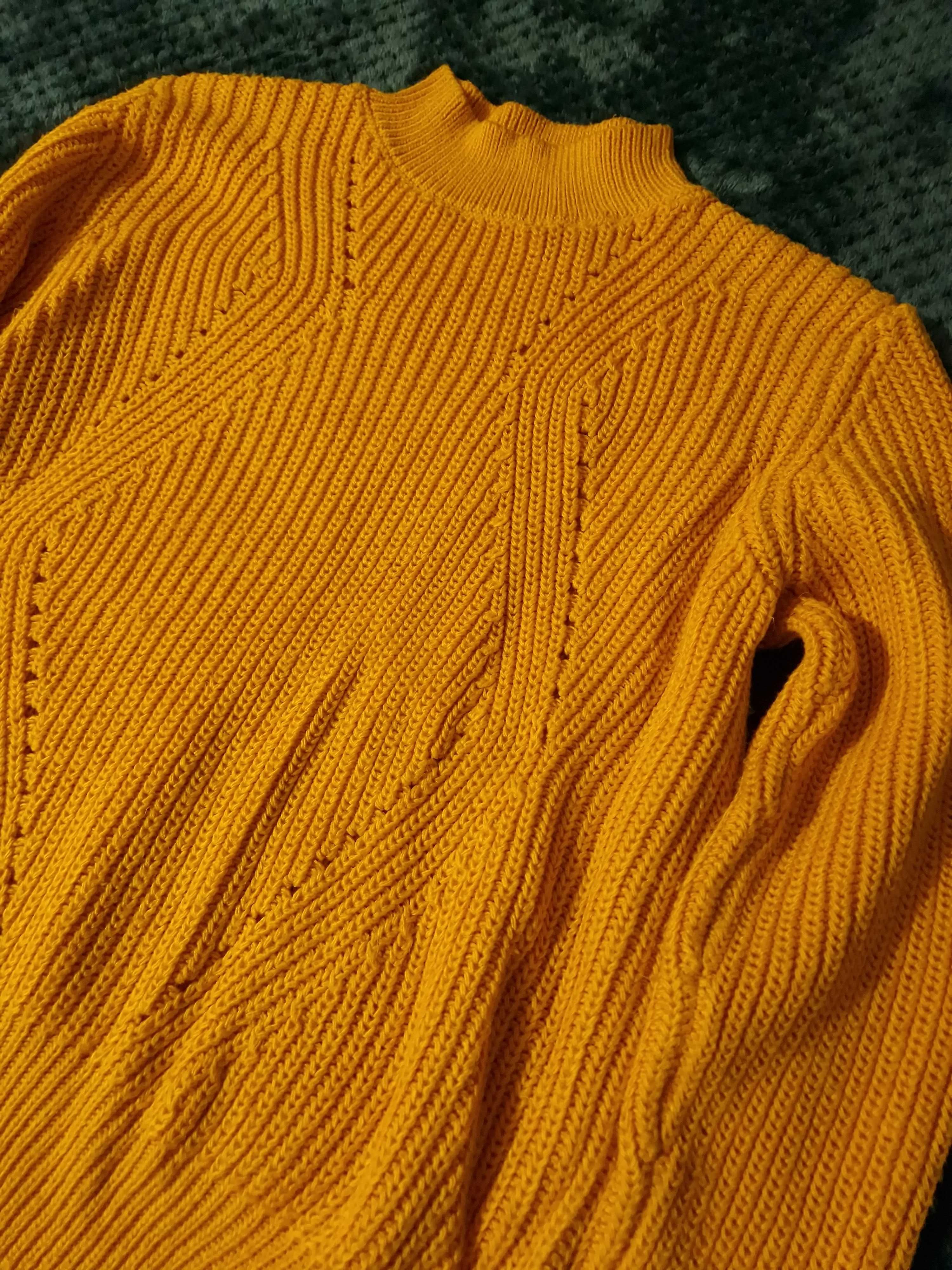 Sweter żółty musztardowy ciepły jesienny zimowy