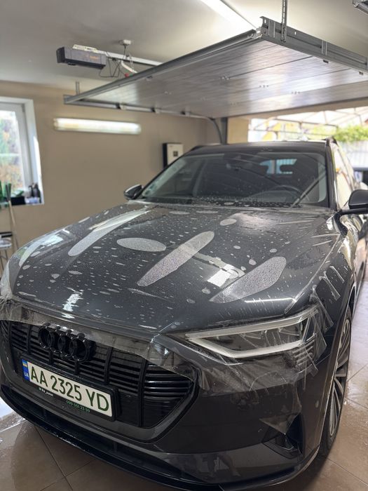 Авто послуги: Бі-Лед лінзи, Шумоізоляція, Плівка, Кастомна оптика,