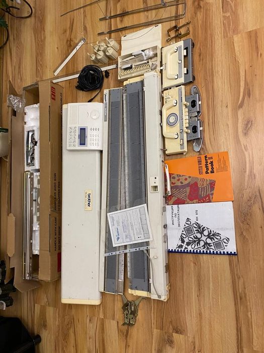 Вязальна машина Brother KH-970/KR 838