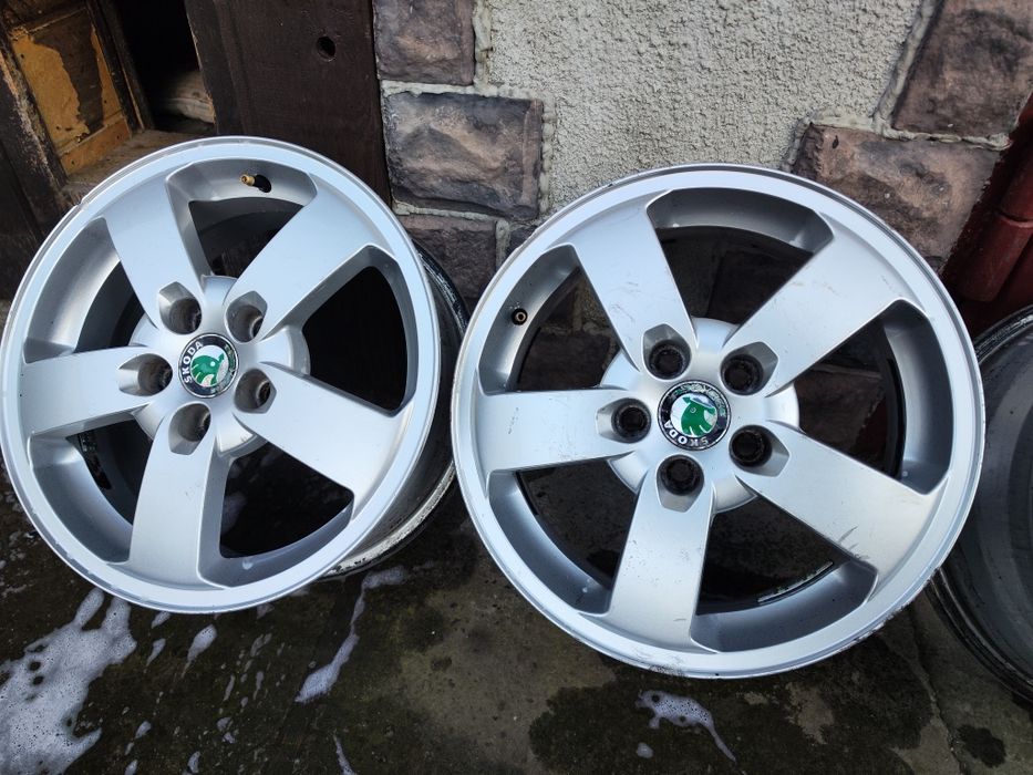 Продам диски 5×100 Skoda Fabia, Polo, Golf 4