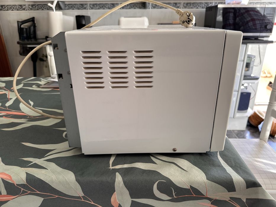 Microondas Whirlpool AMW561/PMWH