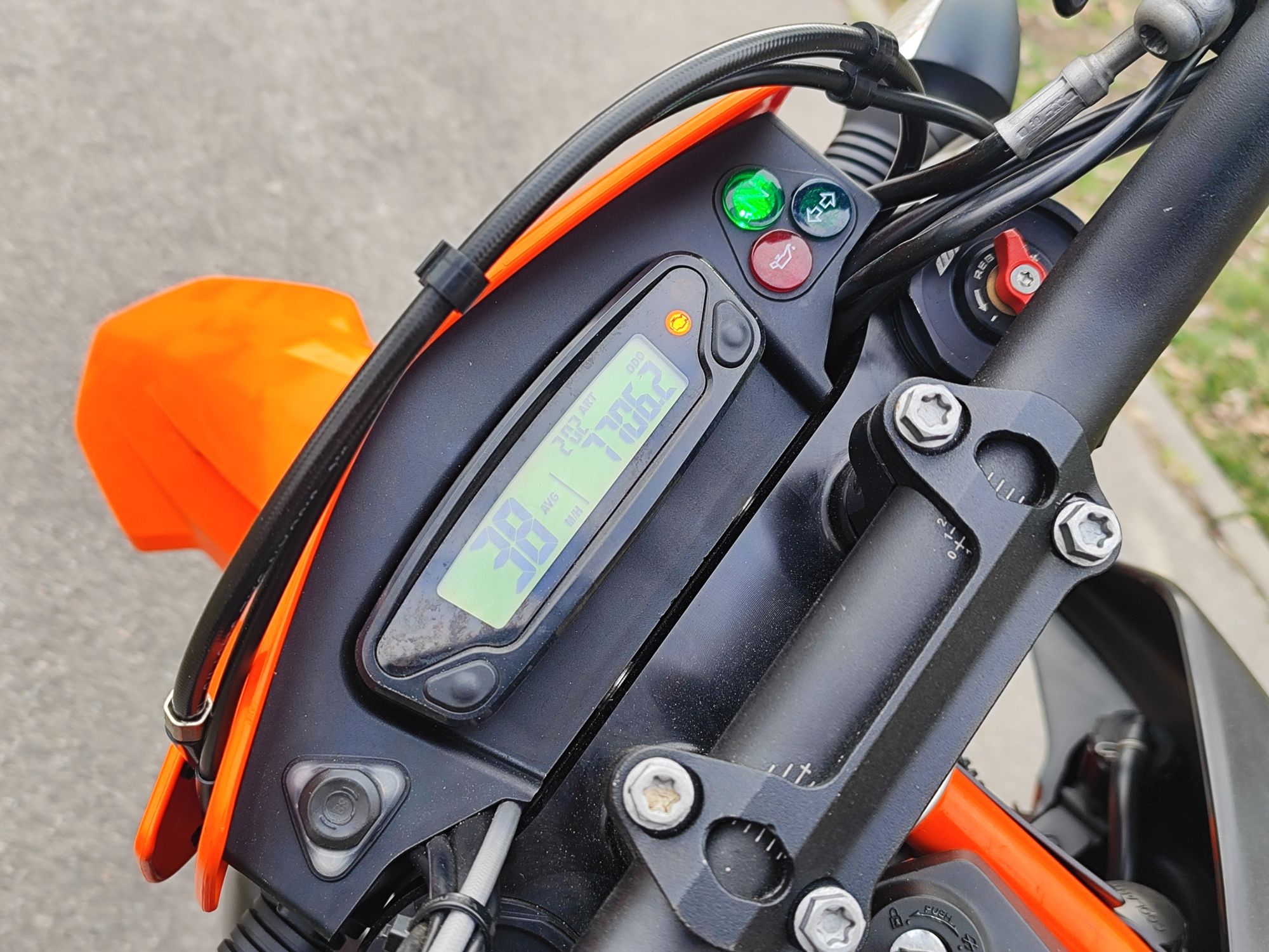 Мотоцикл KTM SMC 690R 2021 год, б/у (7 000 км)