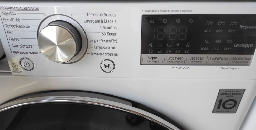 Máquina de lavar e secar roupa LG