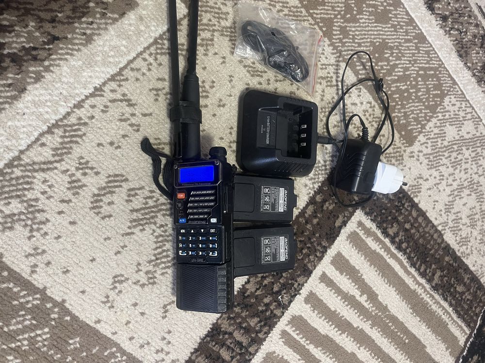 Рація baofeng UV-5RE
