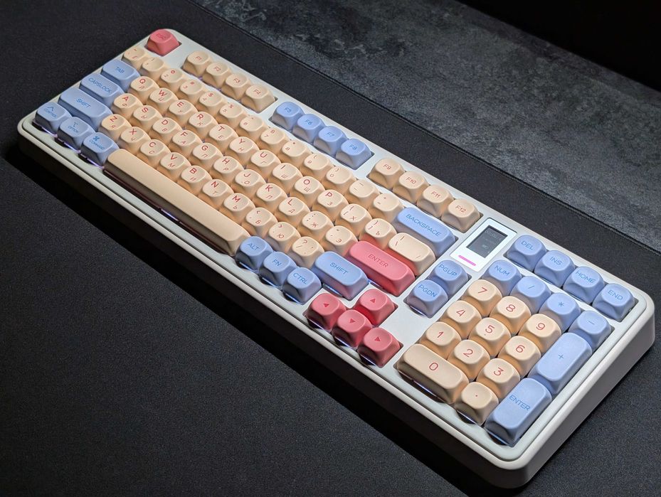 Механічна клавіатура 99% (Екран, 3 режими, Gateron Yellow)