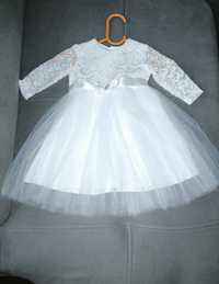 Sukienka biała r. 68