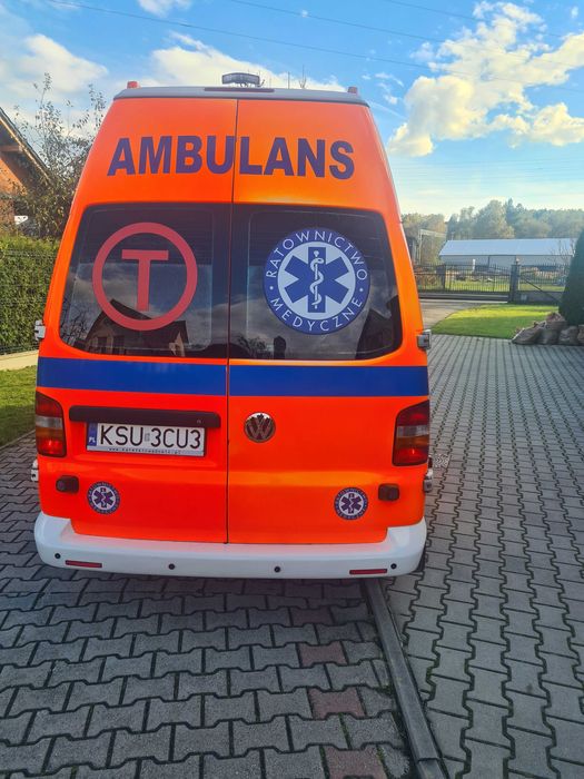Ambulans, karetka,Volkswagen T5, 2006,