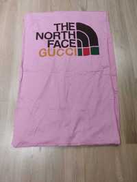 Pokrowiec na ubrania The North Face Gucci