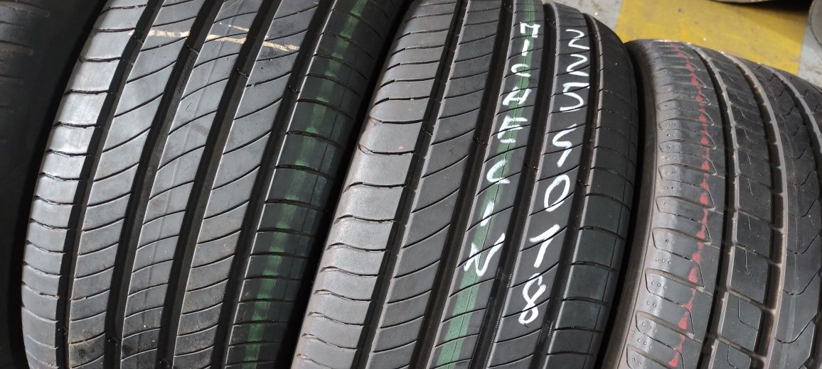 Pneus 225/40/18 semi novos