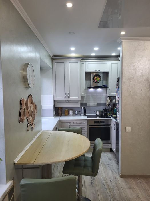 Продаж 3-х кімнатної квартири.Центр