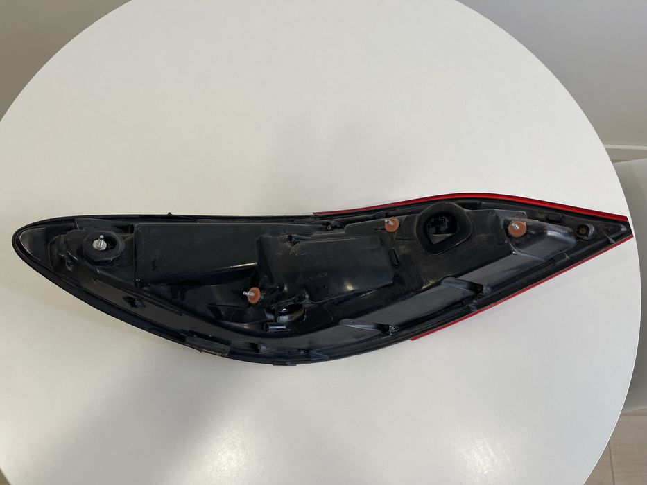 Задня права діодна фара на Mersedes Benz CLS250d 2015