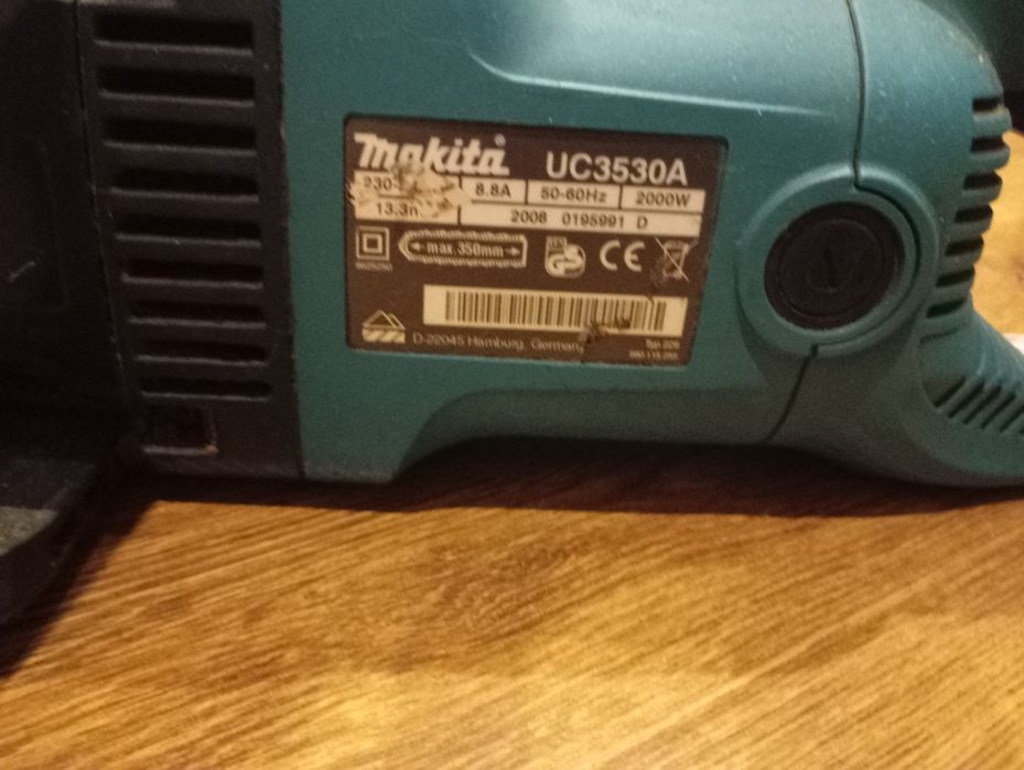 Piła łańcuchowa elektryczna Makita UC3530A