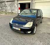 Ford Fiesta 1.25i 16v C/AC Nacional 03