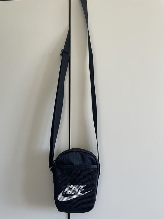 Сумка через плечо Nike