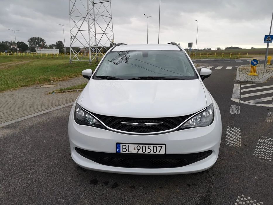 Chrysler Pacifica Chrysler Pacifica (Voyager)