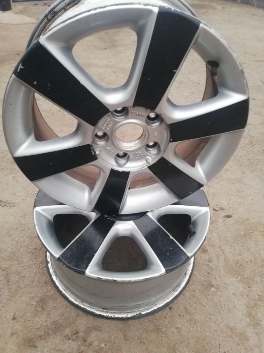 Продам титани  R16 на wolksvagen