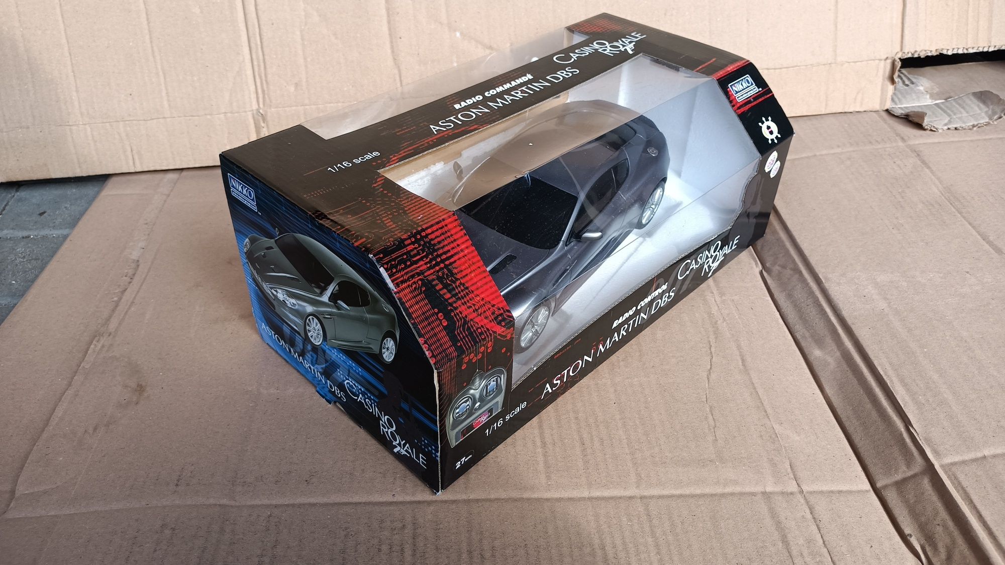 Nikko 1:16 RC Aston Martin DBS Casino Royale zdalnie sterowane autko