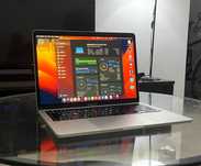 MacBook Pro 13” M1 (2020) – 8 GB RAM / 256 GB SSD
