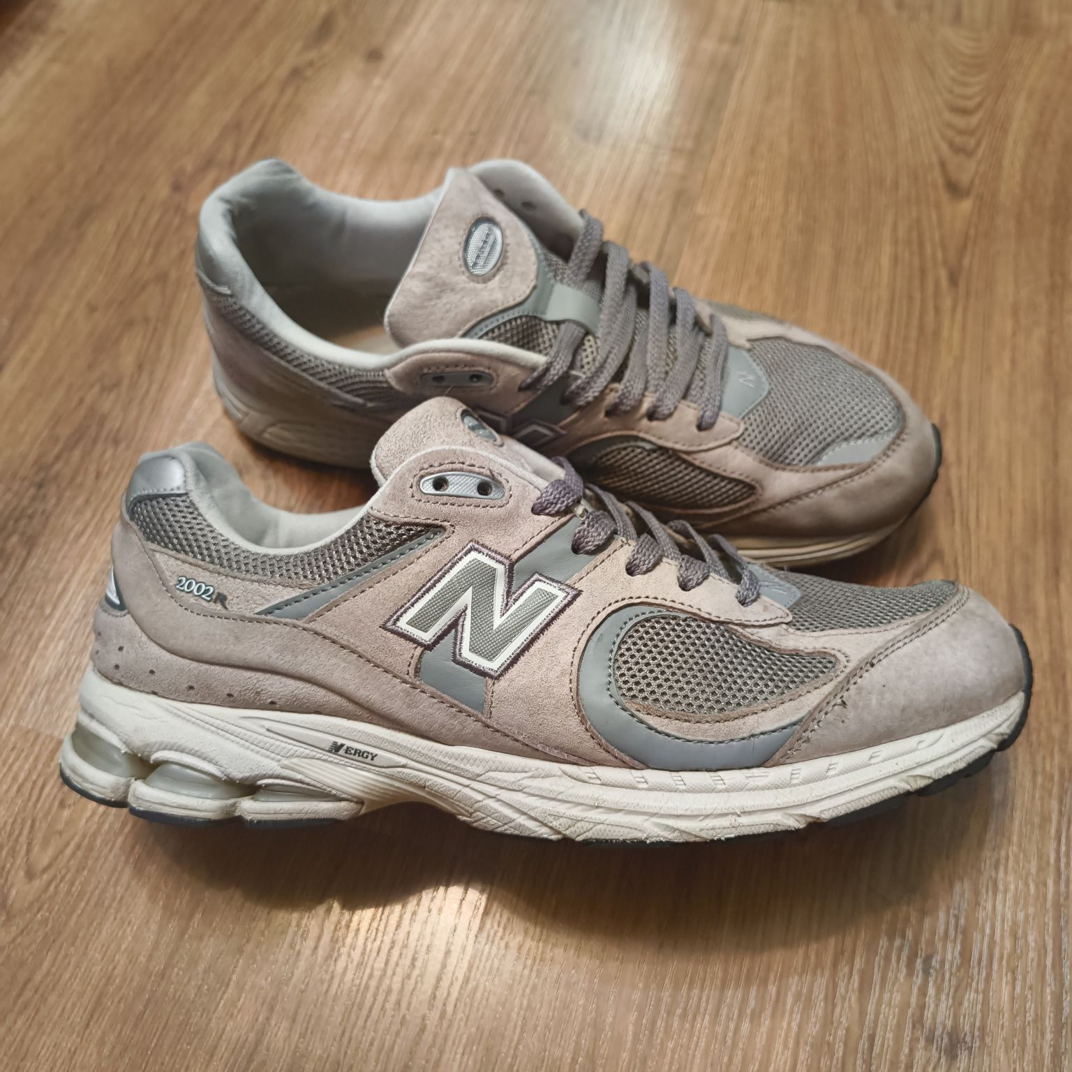 Newbalance 2002r
