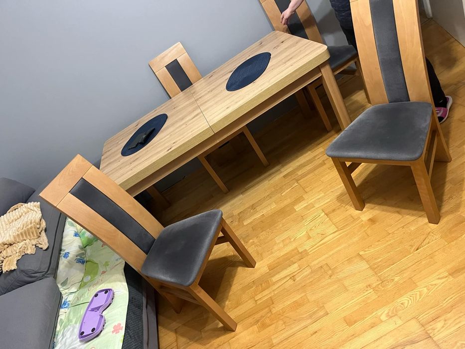 Stół rozkładany z drewna bukowego stan idealny żaroodporny