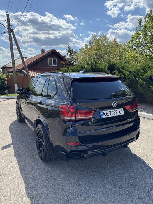 Продам BMW X5 F15 Official