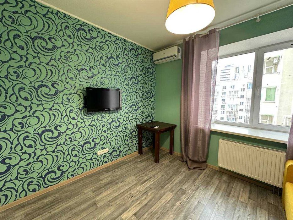 Простора та тепла 1 кімн квартира ЖК Садовий біля метро Лівобережна