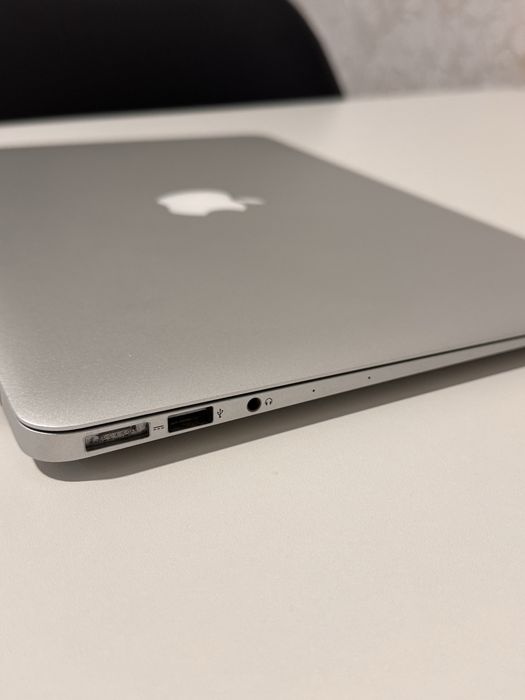 Macbook Air 13 2015-2016 8gb/128gb(256gb)