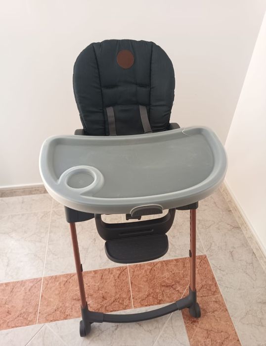 Cadeira de refeição Maxi-Cosi
