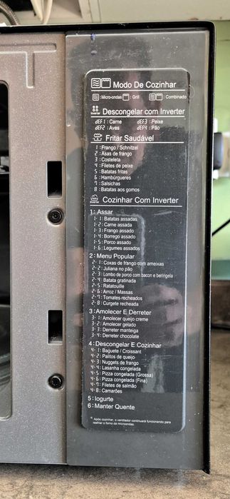 Micro-ondas LG com Grill NeoChef 1200W e 32 Litros