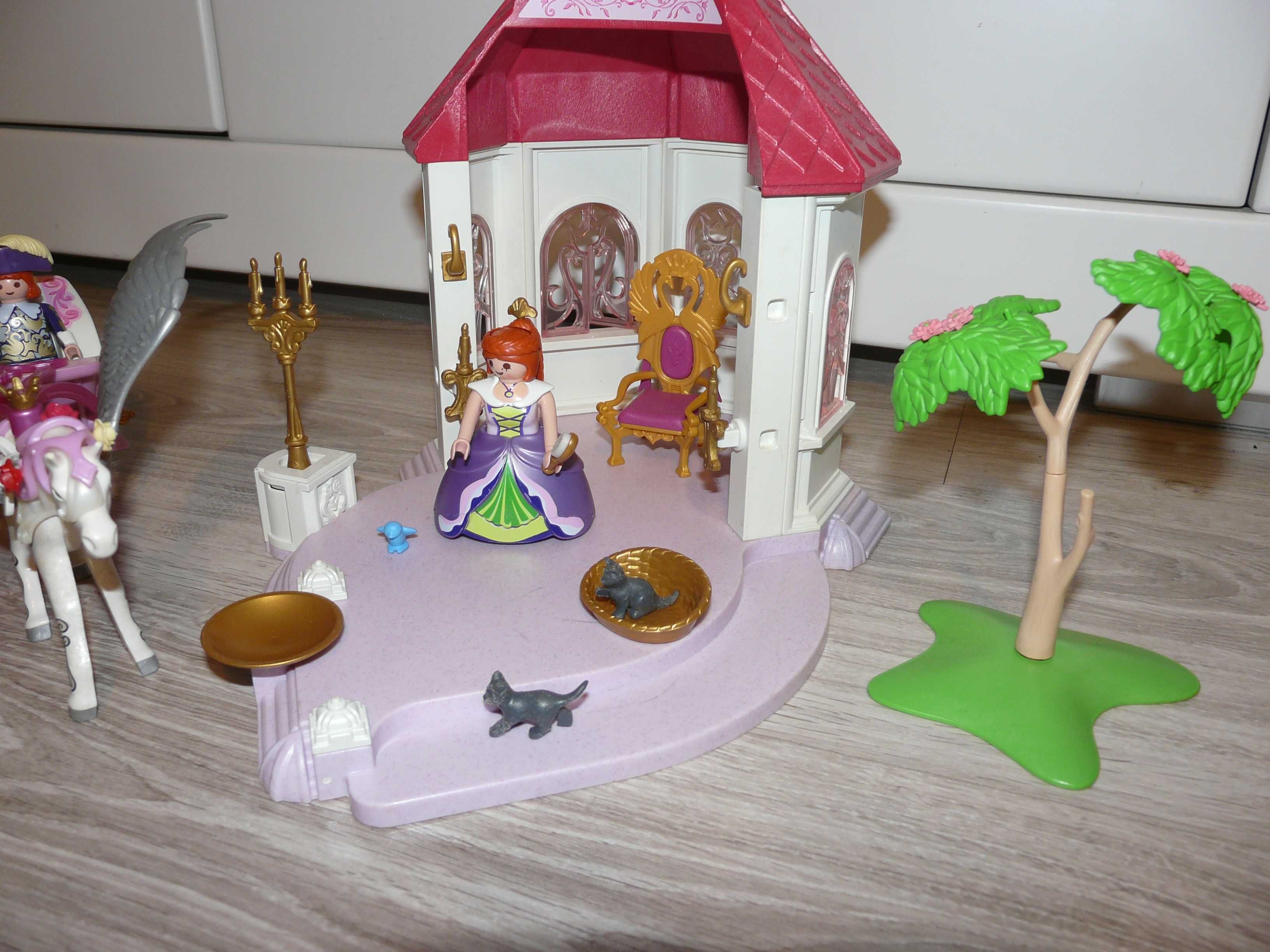 Playmobil Pawilon królewski 9289 ze zjeżdżalnią Pegaz