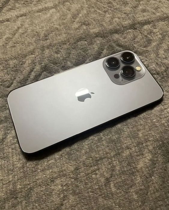 Продам iPhone 13 Pro 256