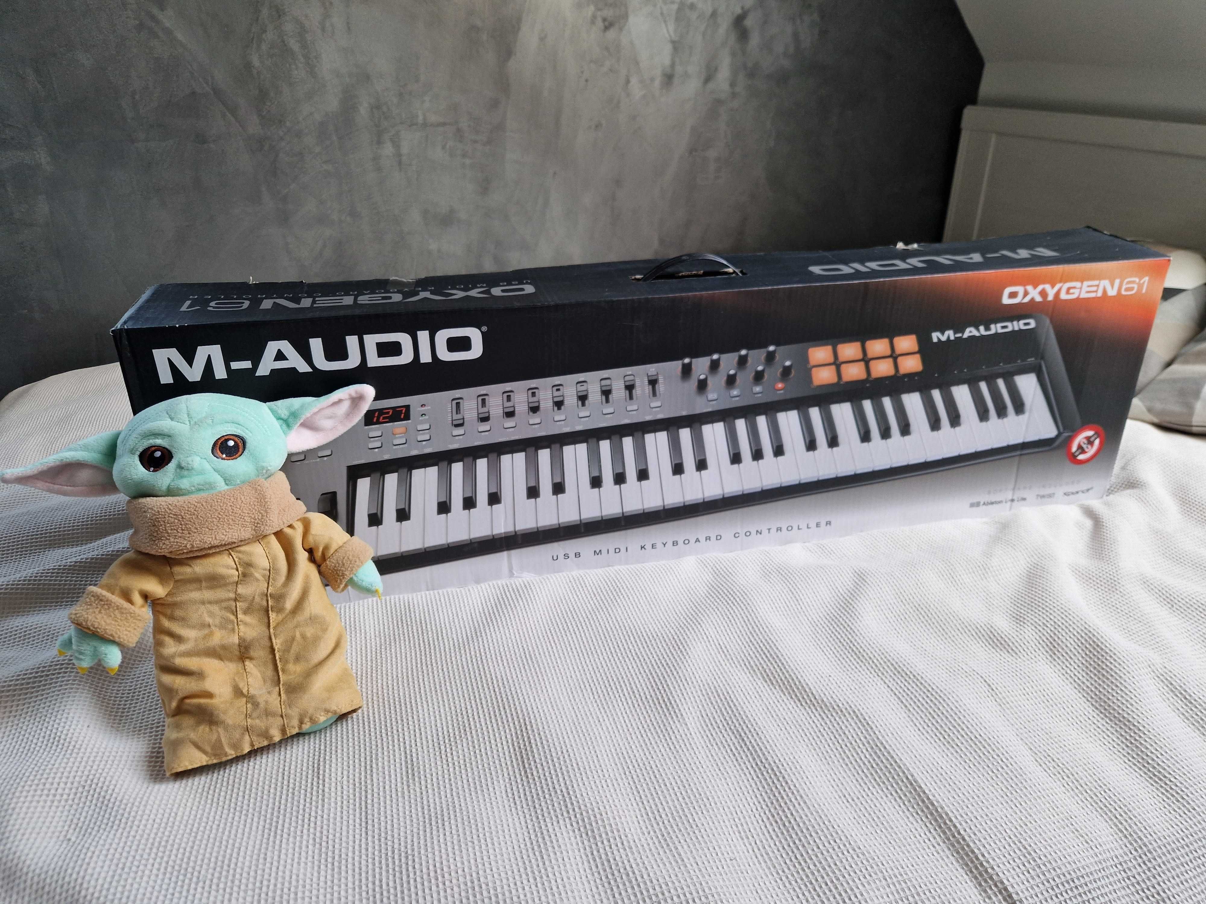 Klawiatura sterująca MIDI M-Audio Oxygen 61 + pokrowiec i pudełko