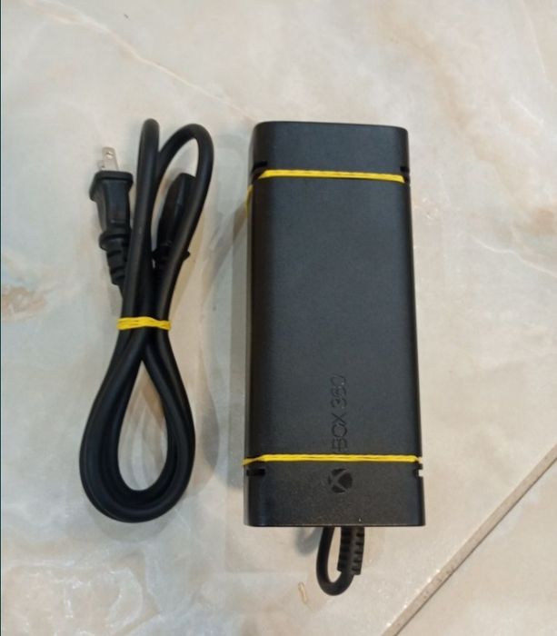 Блок питания для Xbox 360 E