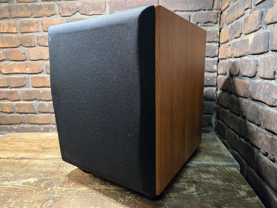 JBL Northridge E 250 P, subwoofer aktywny.
