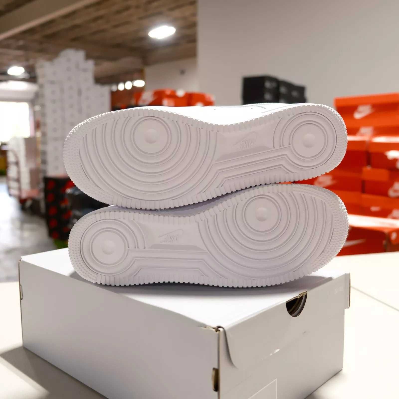 Nowe buty Nike Air Force 1 Low White/Biały, Rozmiar 46 - Nieużywane