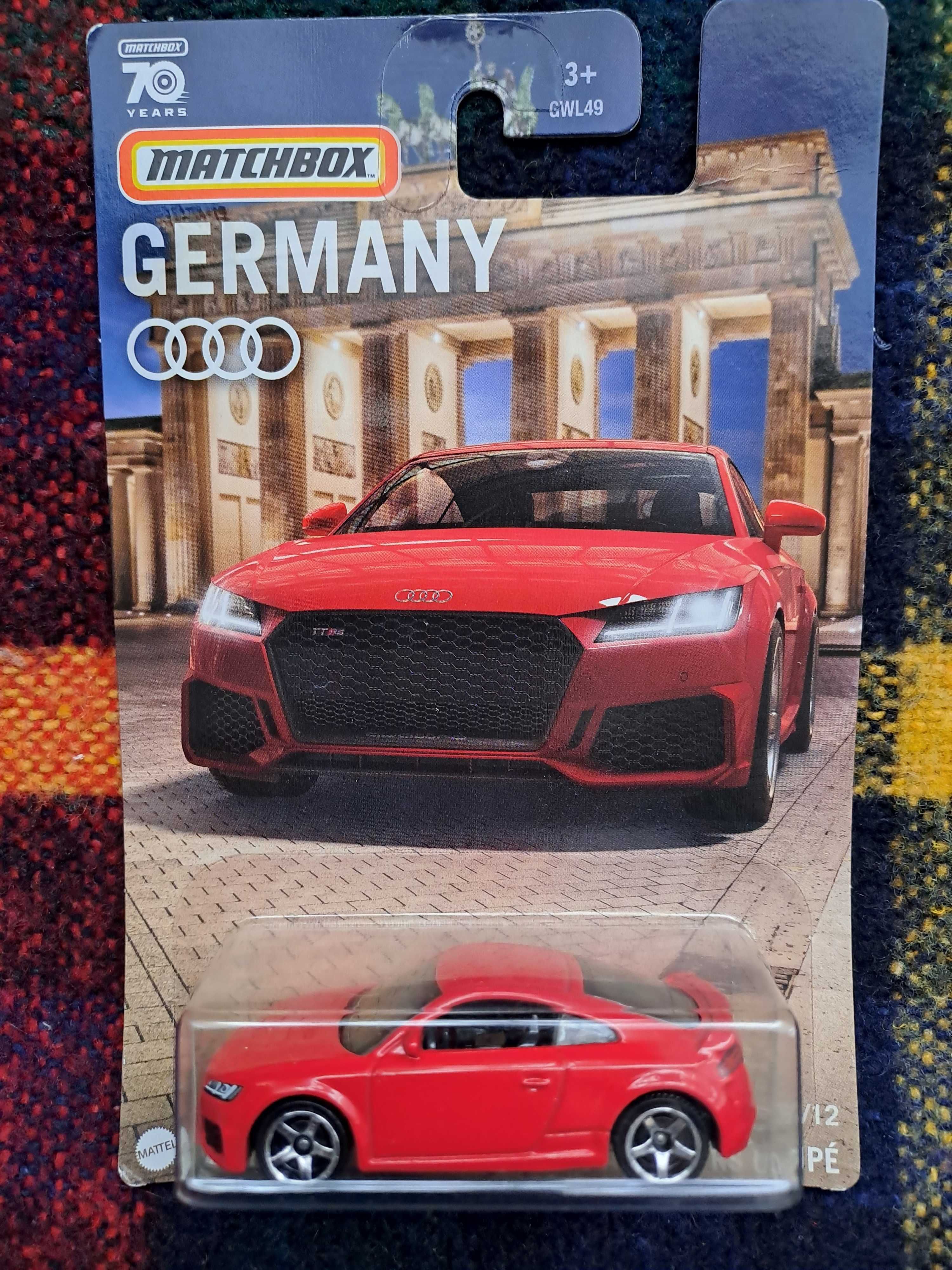 model Matchbox Audi TT RS czerwone