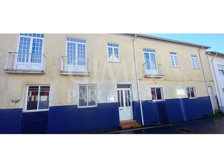 Moradia / Anexos Arredores de Sangalhos