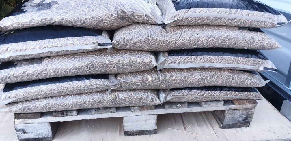 Pelet z gór TATRY wartość opałowa 18,7MJ/kg popiół 0,1% górska trocina