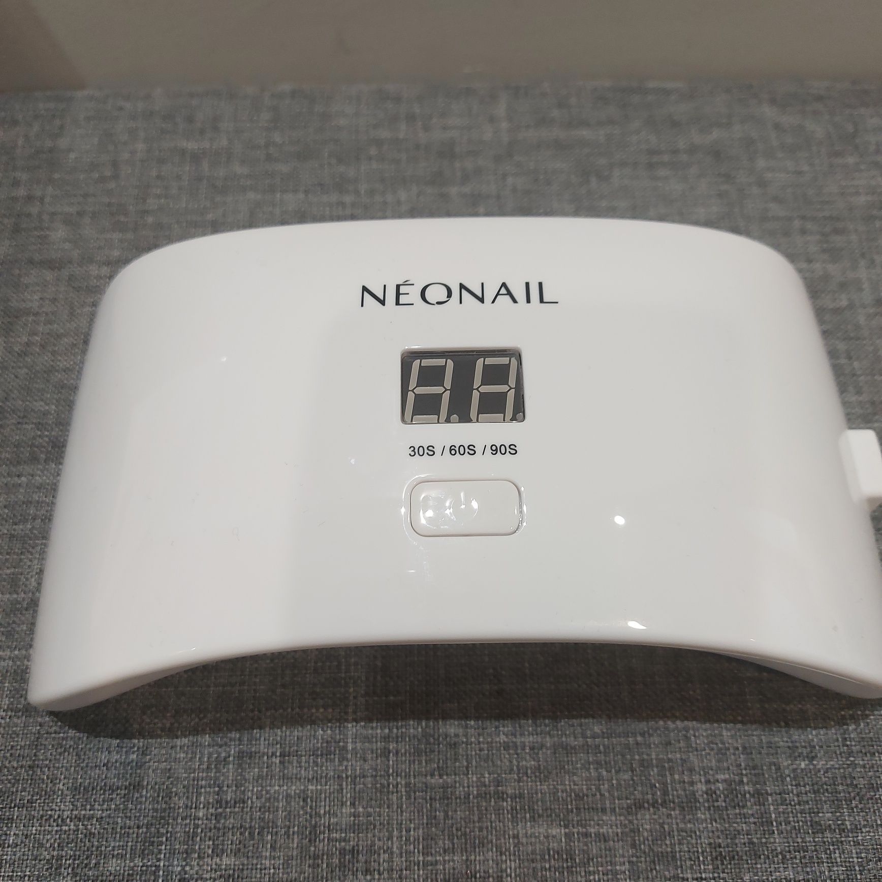 Sprzedam lampę ECO LED 12W/36 NEONAIL